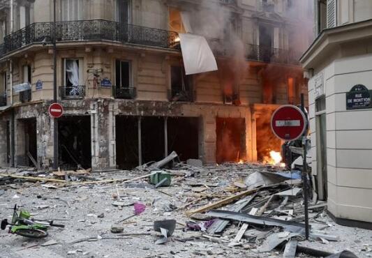 法国巴黎市中心发生大规模爆炸