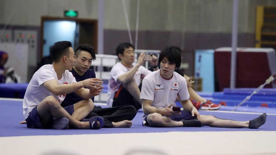 中日男子体操队在北京进行公开训练