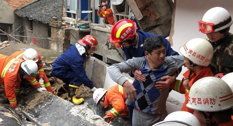 江西南昌发生房屋坍塌 4名被困人员全获救