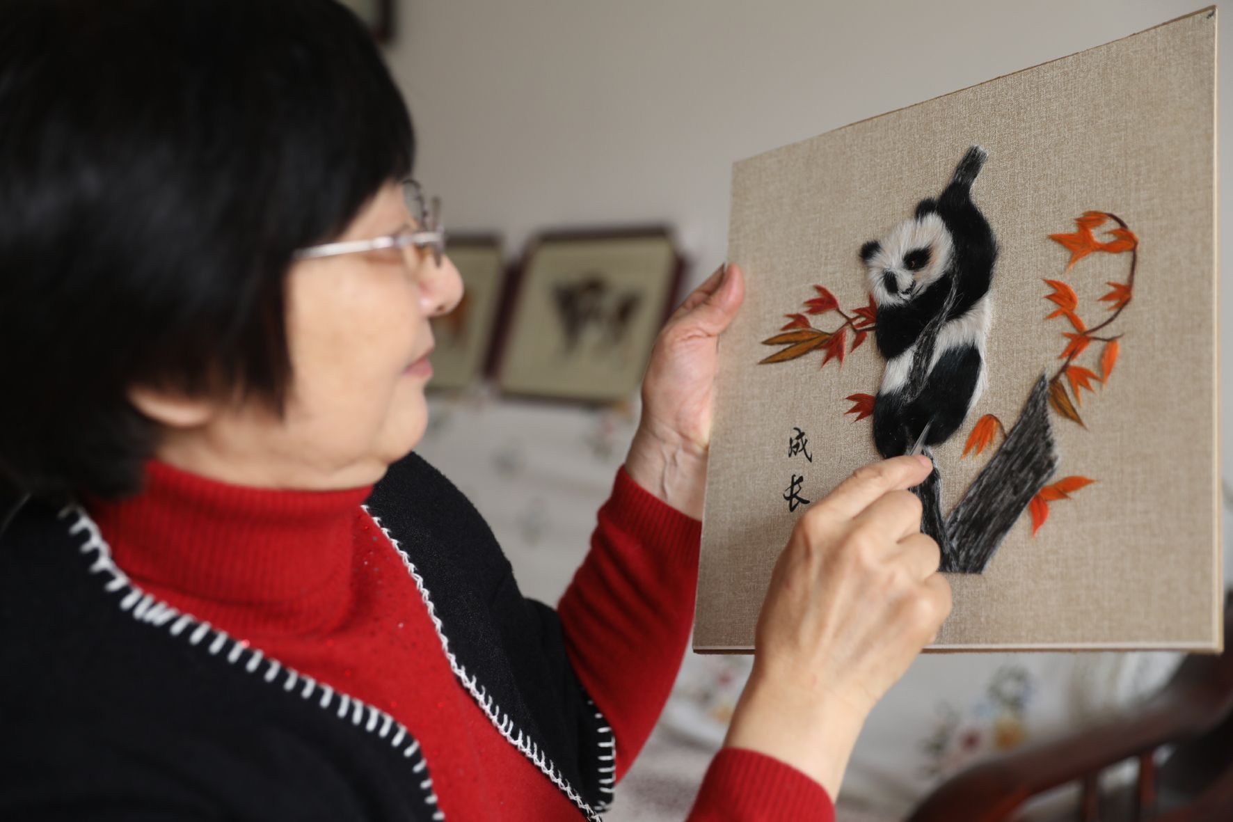 毛绣，这项非遗手艺，做出动物“平面标本”