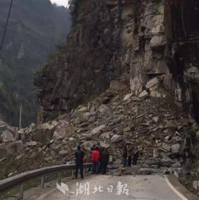 恩施州气象局发布暴雨黄色预警,未来几天,利川仍然有中到大雨.