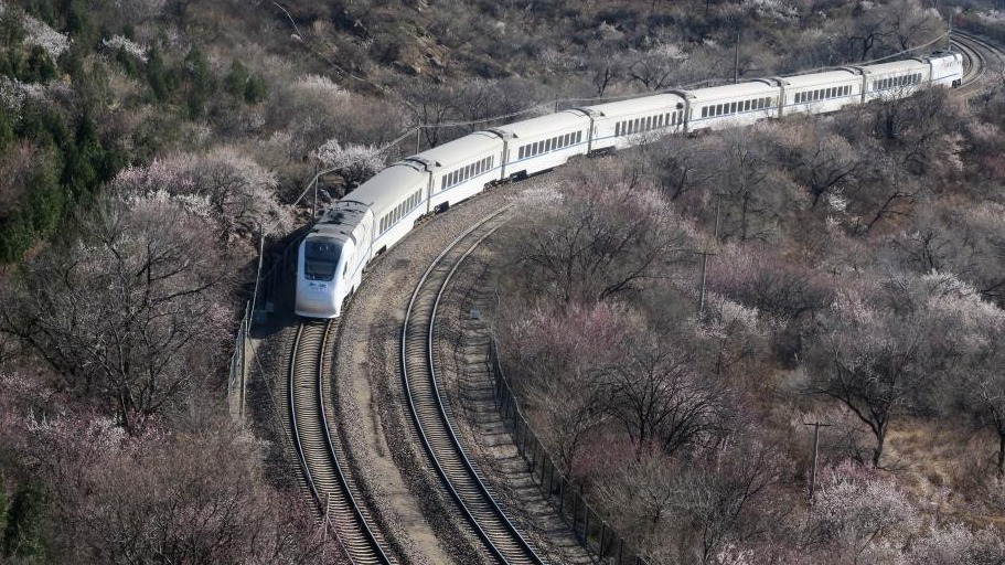 开往春天的列车