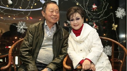 黄一鹤去世 与李谷一珍贵合影宛如昨日 