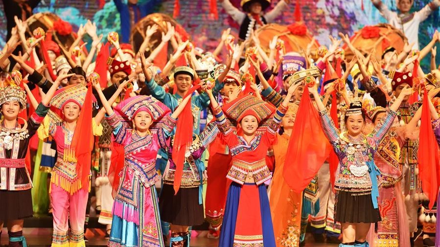 第29届中国戏剧梅花奖、第23届曹禺剧本奖颁奖晚会在广西南宁举行