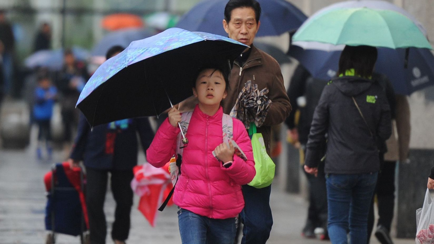 下雨降温，切记“春捂秋冻”