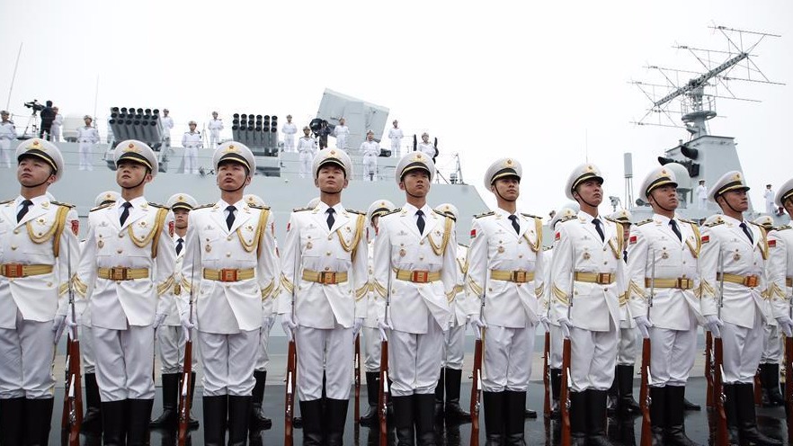 庆祝人民海军成立70周年海上阅兵活动举行