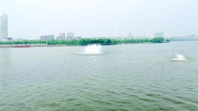 鄂州洋澜湖补水 还湖泊碧水清波