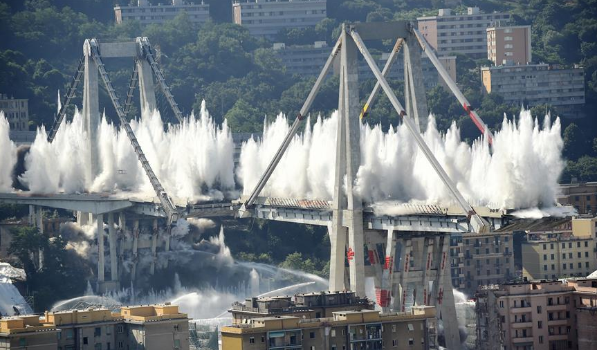 意大利坍塌事故公路桥被炸毁 曾发生坍塌致43人死亡