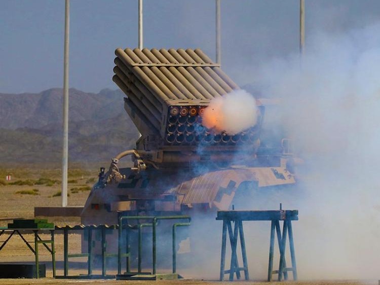 六国“军械能手”比拼火箭炮修理 中国队用时最少
