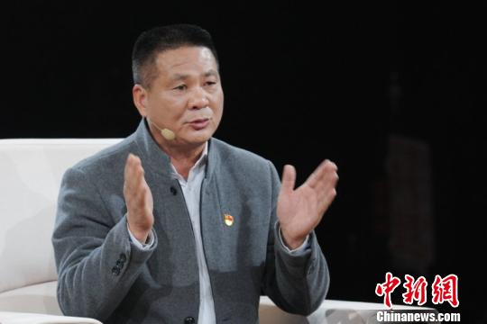 "明星书记"汪衍君 周悦磊 摄