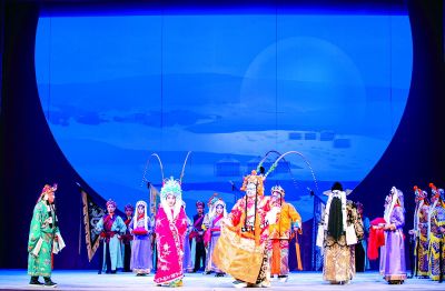 “国家京剧院复排《汉明妃》：传统故事讲出新意