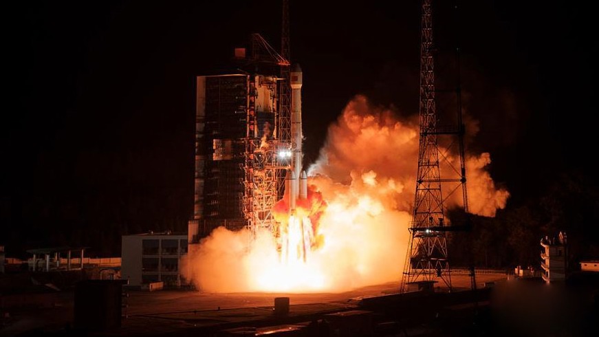 我国成功发射通信技术试验卫星四号