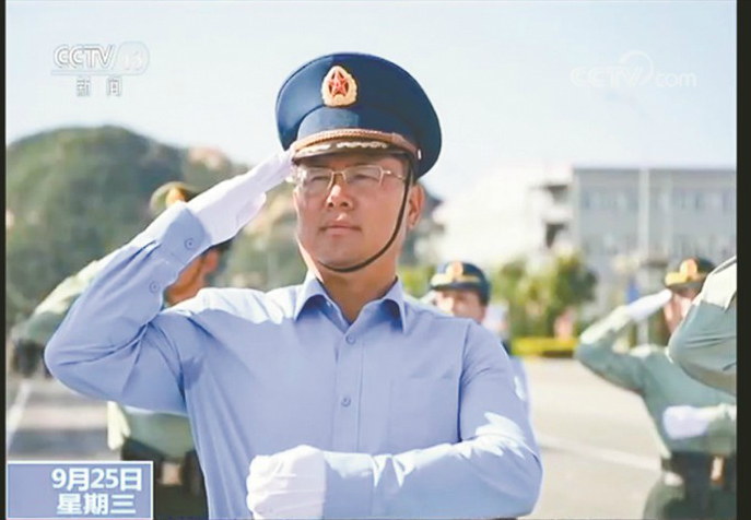 国庆阅兵首设领导指挥方队 左领队陈作松少将是咱武汉人