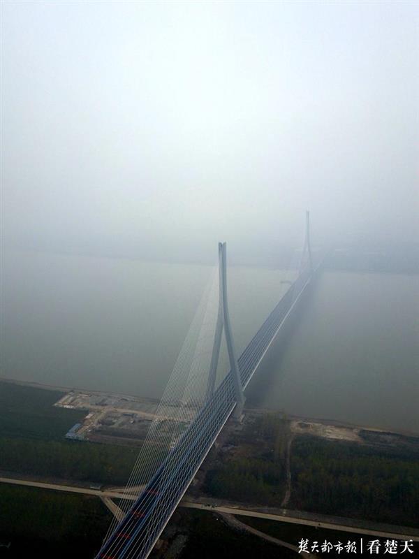 咸宁历史上第一座长江大桥,嘉鱼长江公路大桥通车