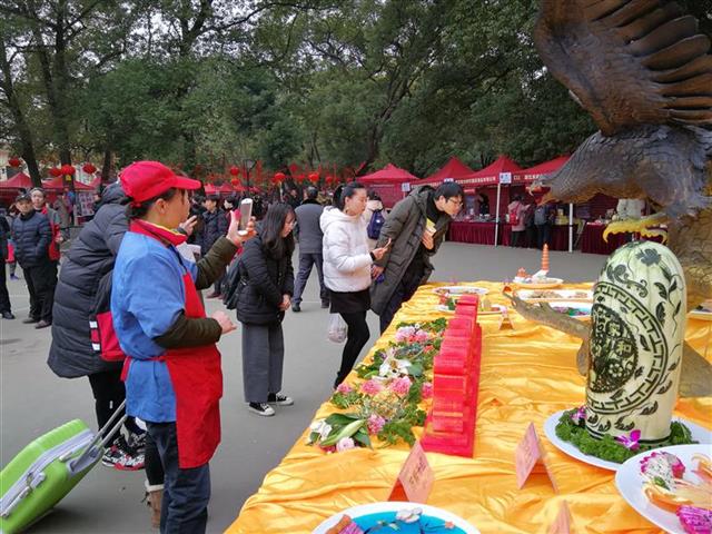 华师举办“食趣桂子山”美食文化节