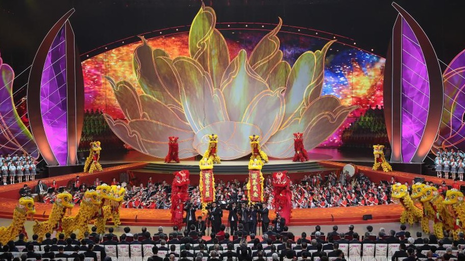 庆祝澳门回归祖国20周年文艺晚会举行