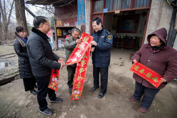 帮扶队员全部脱贫导航教程一个没少对象扶贫宝马图片