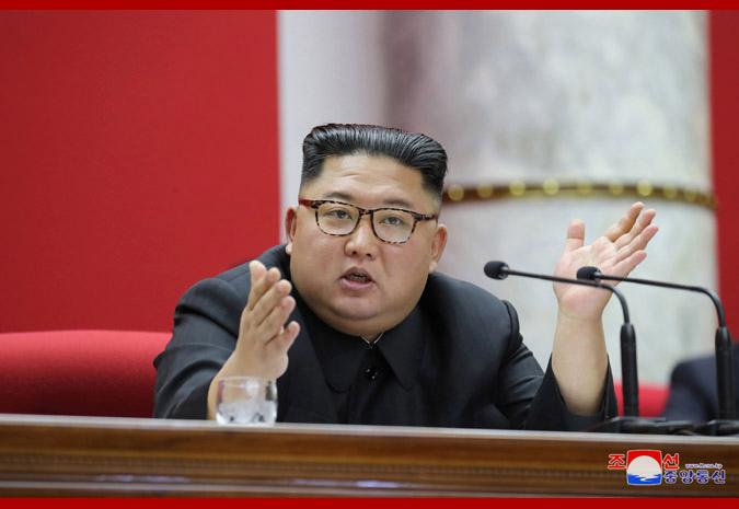 金正恩：朝鲜将很快推出新的战略武器”