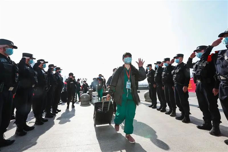 逆行而来，平安归去！湖北会永远铭记你们的恩情！(图12)