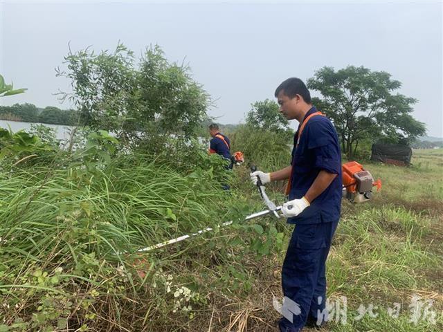 |湖北消防驰援江西查险情