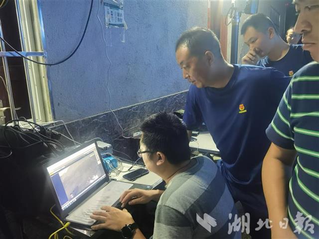 |云监控系统、5G无人机给力恩施堰塞湖抢险