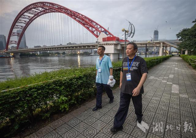 |武汉两江四岸有序封堵闸口，全力战汛