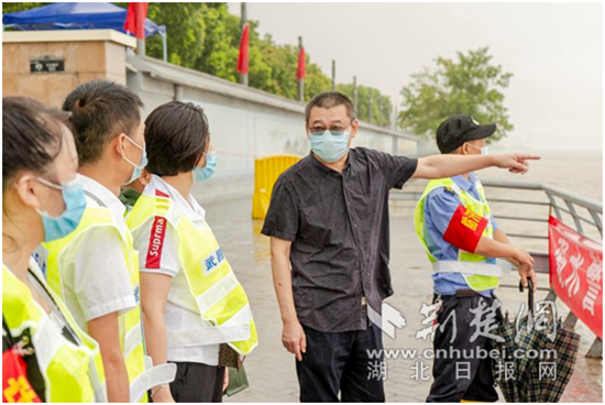 |武昌积玉桥街24小时坚守防汛一线确保汛期安全
