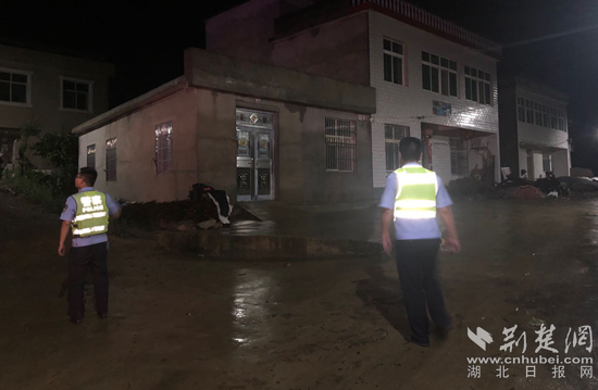 |防汛期间连续奋战12个昼夜 浠水36岁民警突发脑溢血昏倒