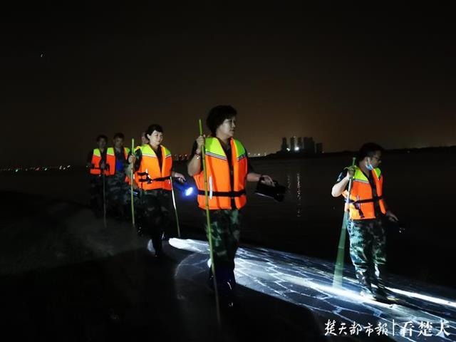 |女指挥长坚守武金堤20多天：汛情不退，战斗不止