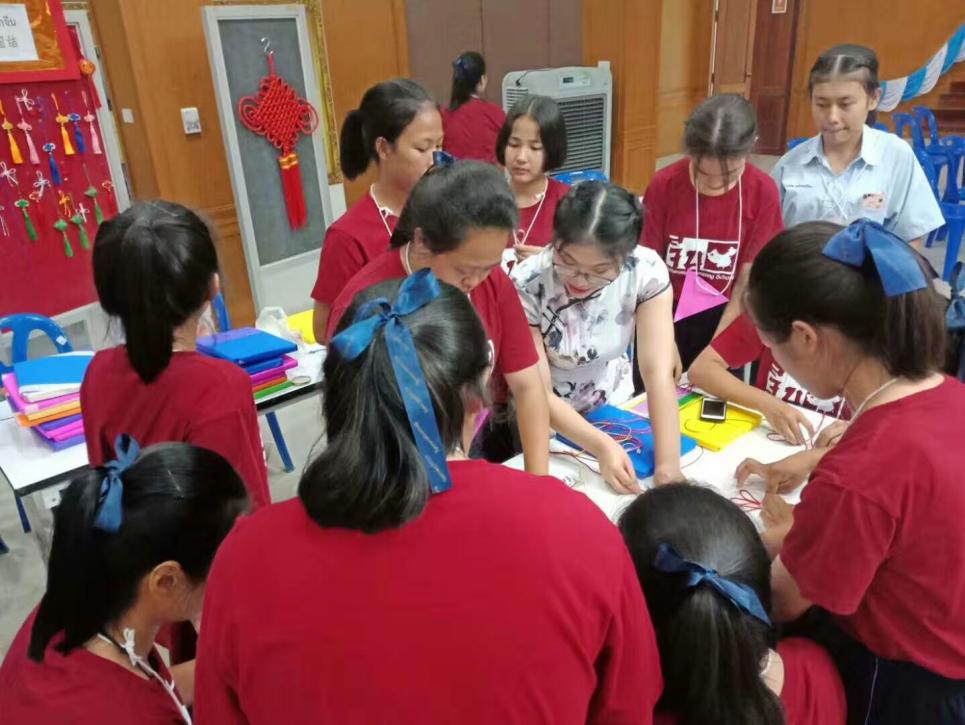 |武昌工学院校友王亮亮：我愿做孩子们心中的“小太阳”