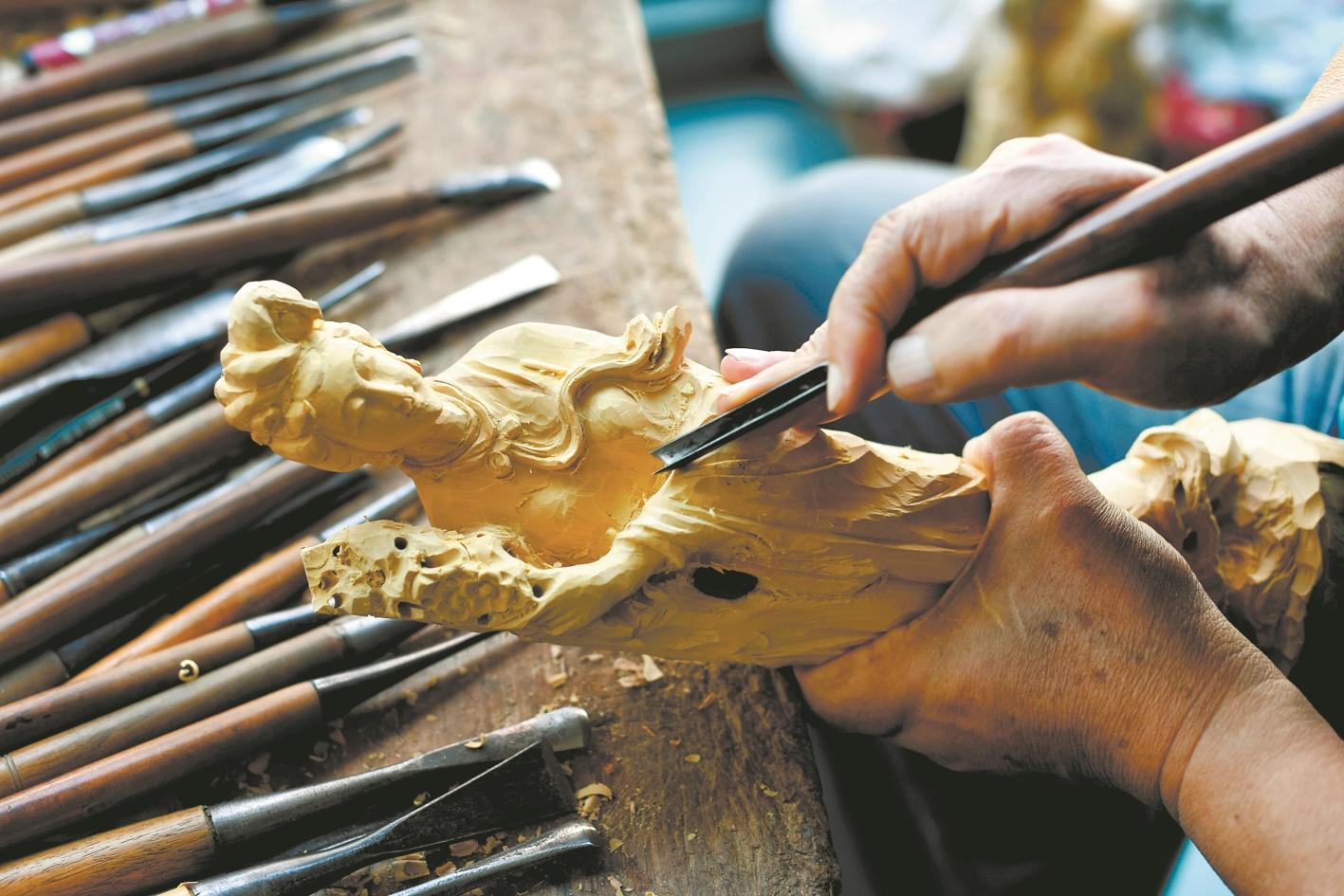 |郑天信：黄杨木雕，人生如是