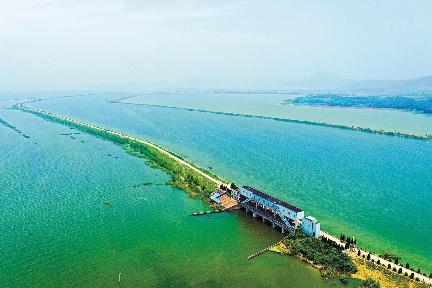 |持续超过保证水位 富河形势依然严峻“老天爷打不倒我们”