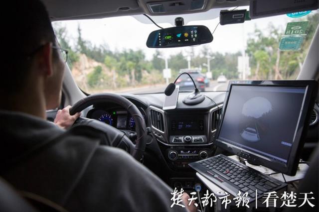 |大学志愿怎么填？热门的互联网正在加速引进冷门专业