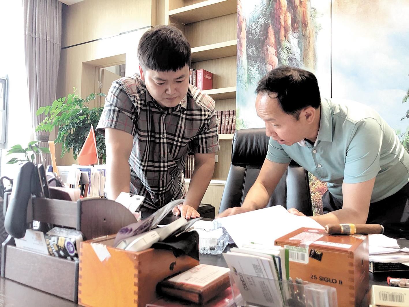 |咸宁“民企二代”冲锋经济重振一线