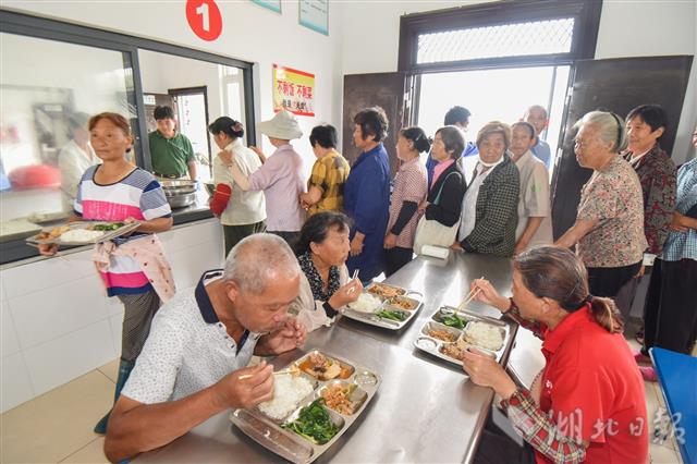 |荆州长湖分洪区完成群众转移安置