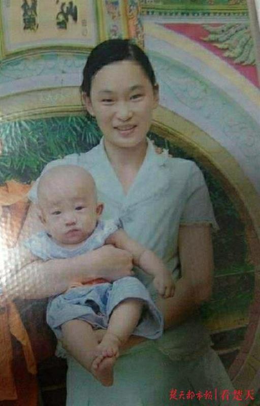 |随州女子11年前在东莞突然失踪，妹妹悬赏10万征线索，警方已介入调查