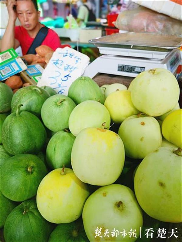 |光桃子就能分出二十几种来，江城夏季水果咋来这么多“兄弟”