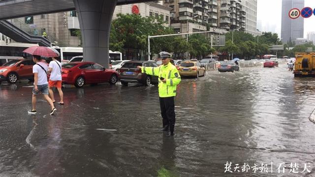 2020年武汉高考600分排名_武汉市江夏区2020届高考成绩创新高!600分以上人数(2)
