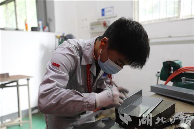 |第46届世界技能大赛湖北省选拔赛举行