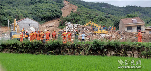 |黄梅持续暴雨引发险情 在汉央企全力组织抢险救援