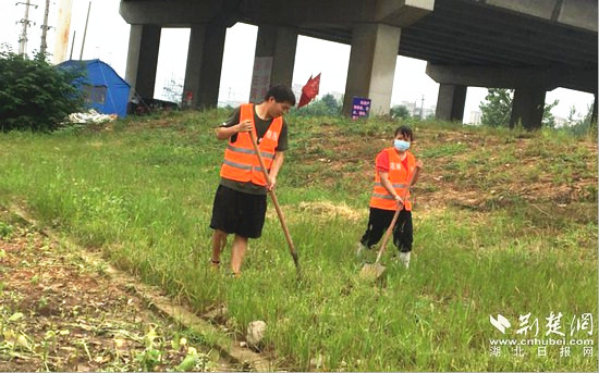 |抗洪老兵阮亚波：22年后再次冲在抗洪抢险最前线
