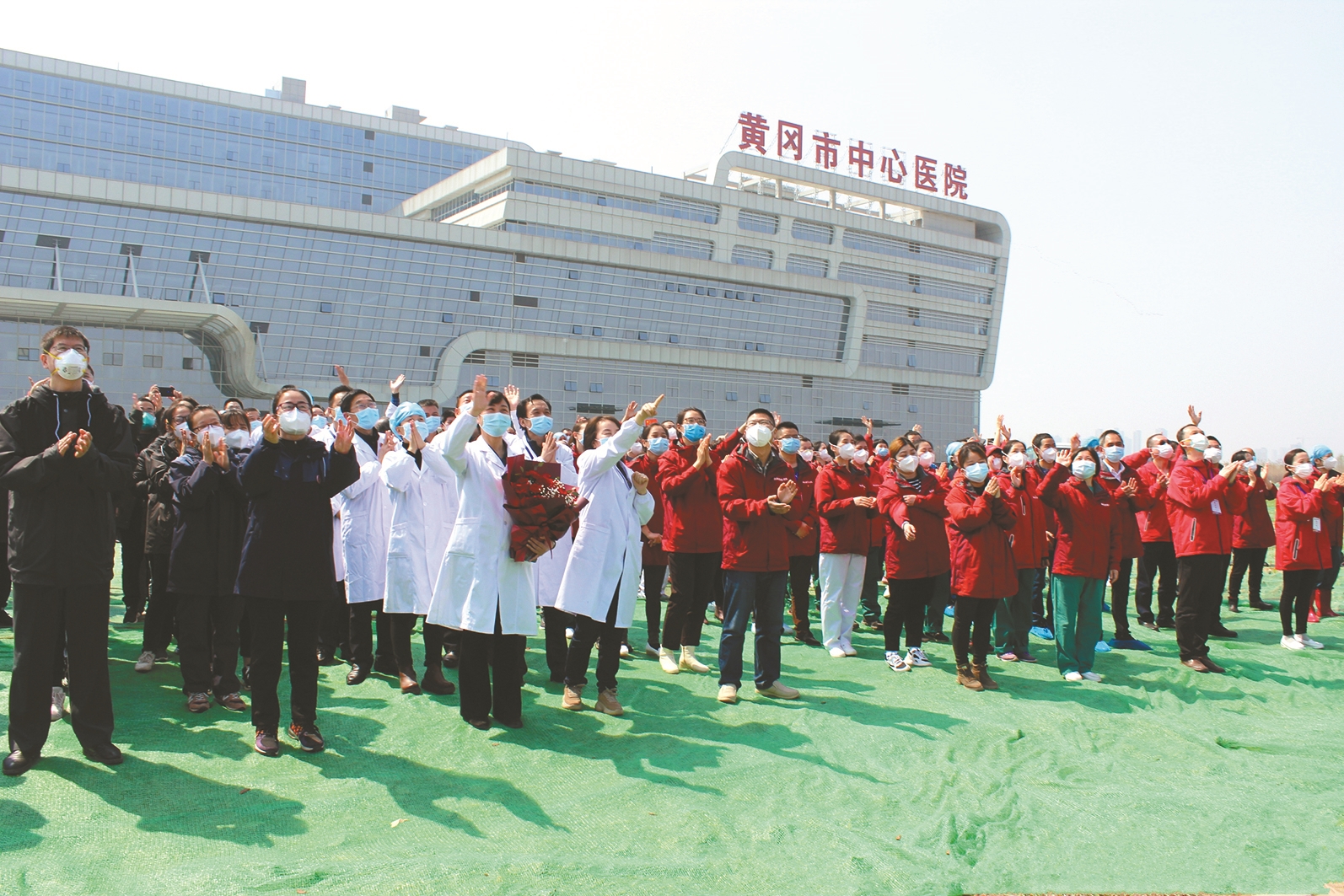 |人民至上 生命至上 为打造“湖北样板”贡献黄冈力量——写在大别山区域医疗中心正式启用之际