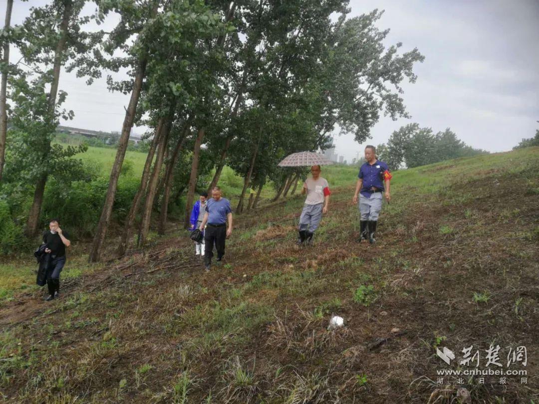 |图集：车都3400多名守堤人 用使命和担当筑牢“红色堤坝”