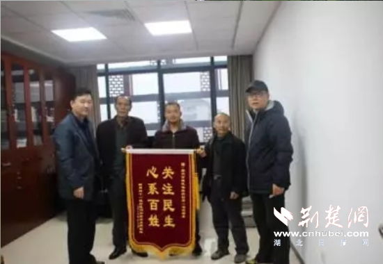 |鄂州市燕矶镇路牌村：村里来了个“阳书记”