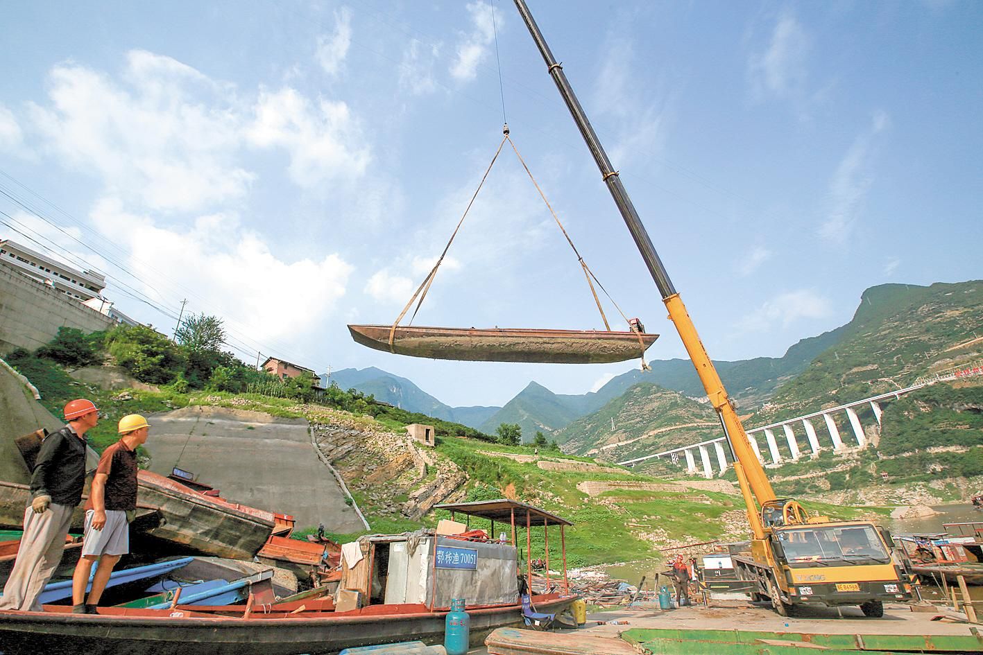 |【长江禁捕湖北在行动】秭归500多艘渔船上岸