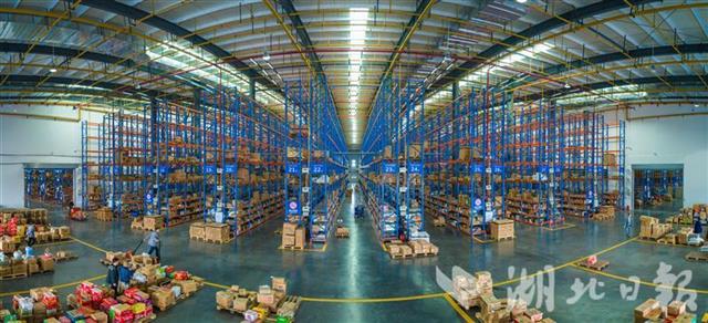 |超级市场穿“新鞋”