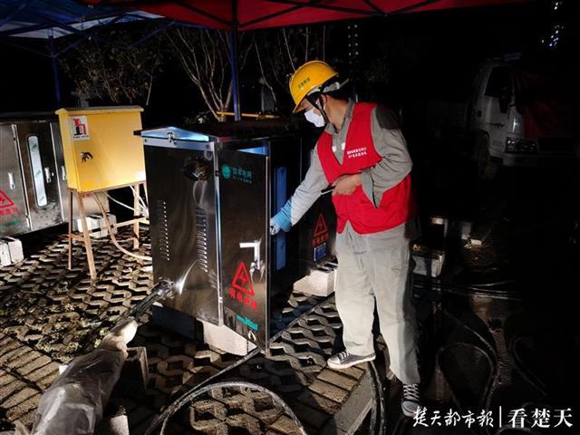 |武汉供电驰援恩施抢险排涝，这个停电2天小区恢复供电