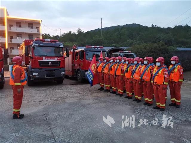 |紧急驰援！湖北消防153人驰援江西抗洪