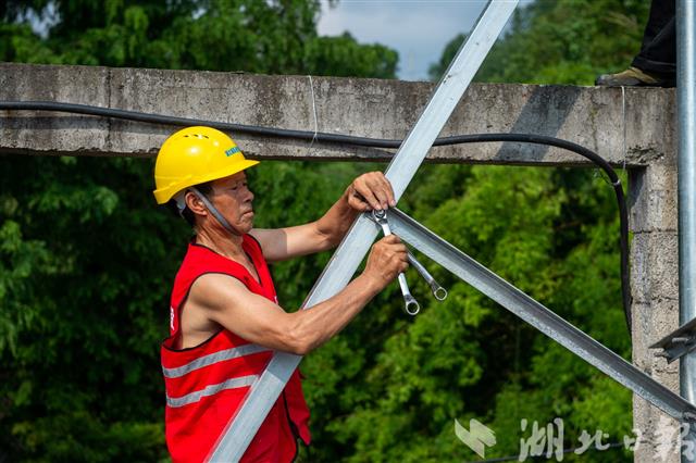 |恩施马者村抢建基站服务抢险救援