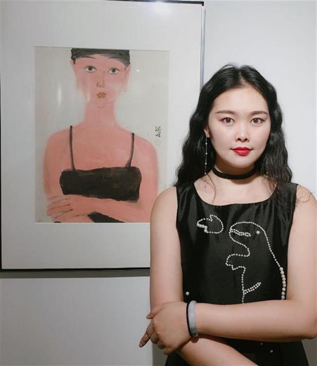 |90后武汉女孩：把记忆储存在我的手绘日记里